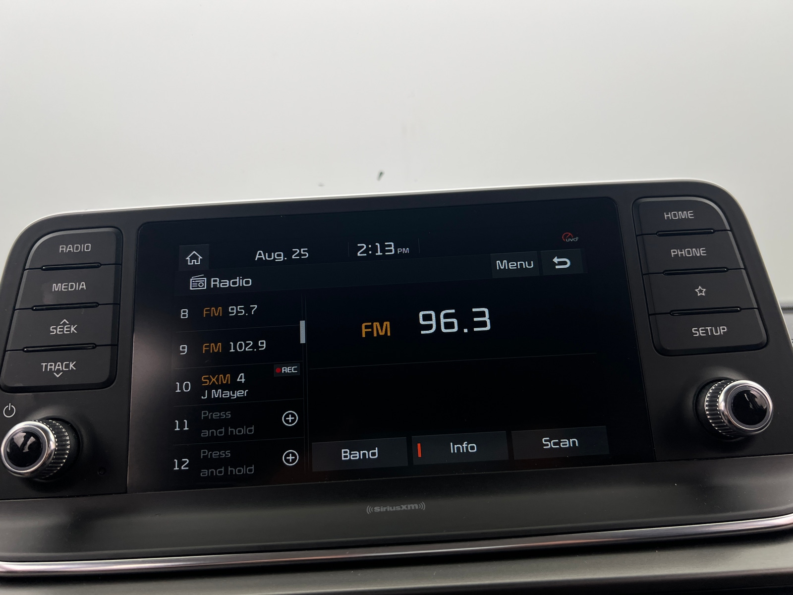 Thumbnail: 2021 Kia Telluride - 3