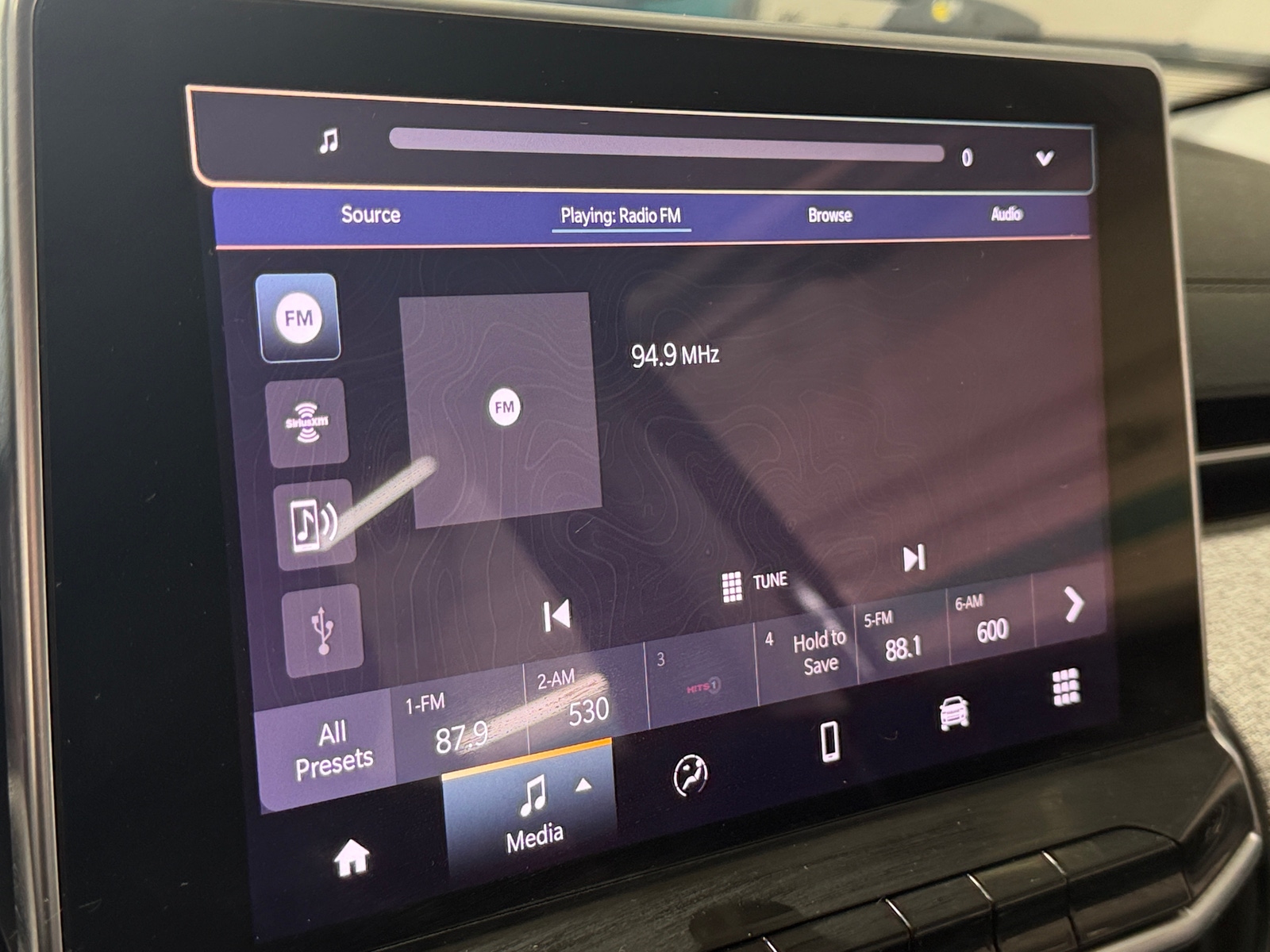 Thumbnail: 2022 Jeep Compass - 3