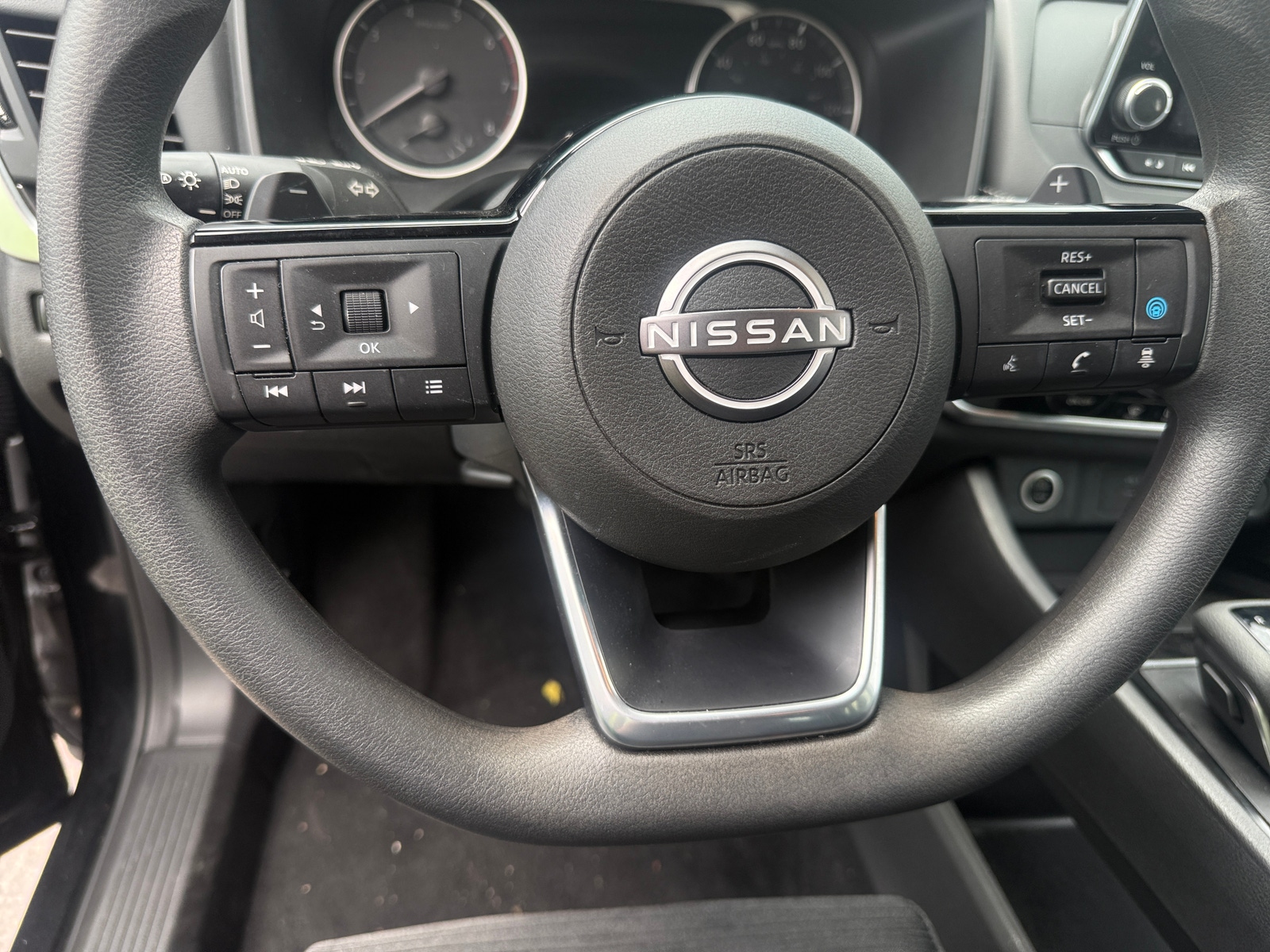 Thumbnail: 2023 Nissan Rogue - 5