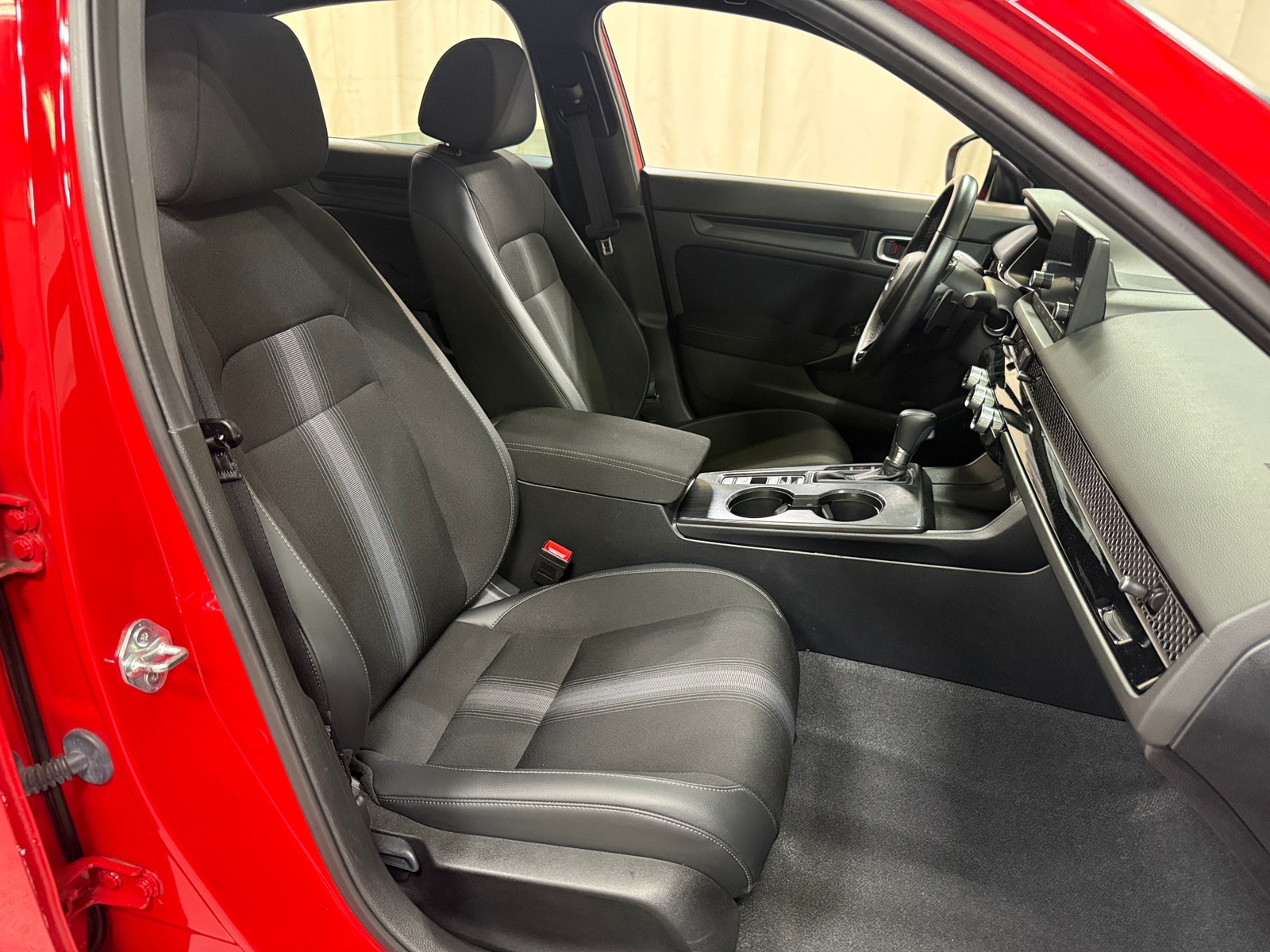 Thumbnail: 2024 Honda Civic - 2