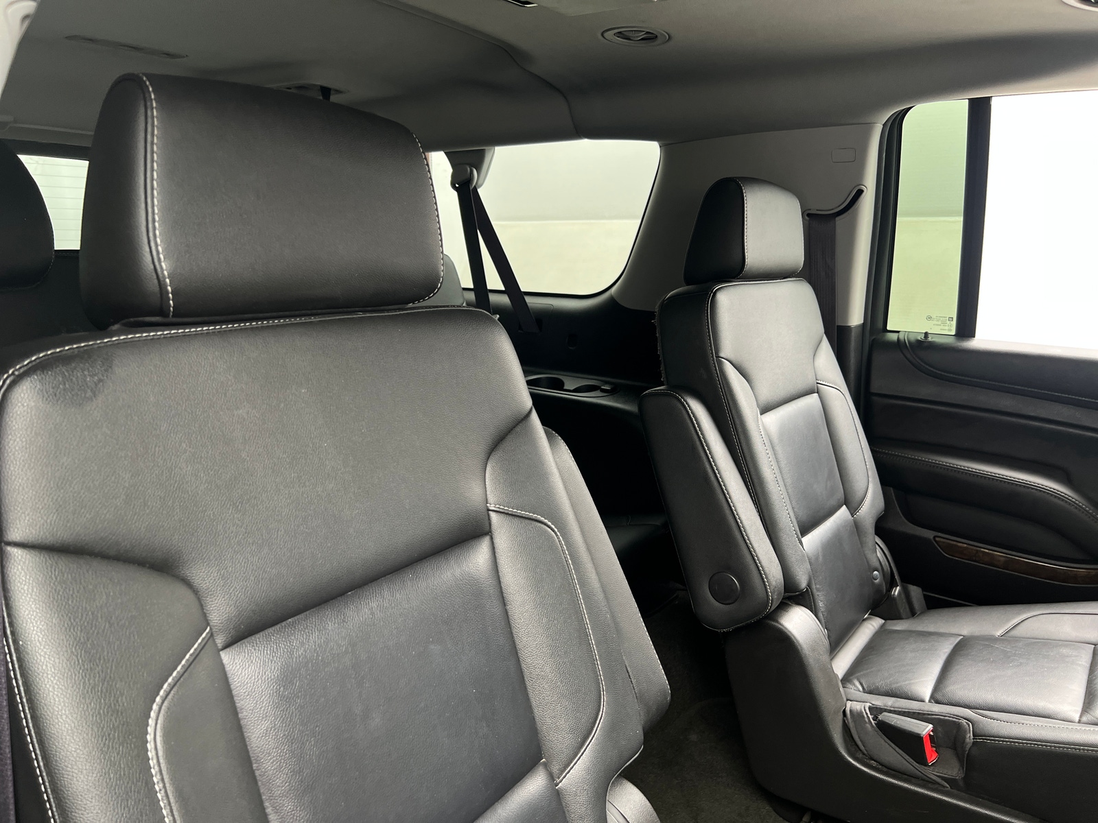 Thumbnail: 2017 Chevrolet Suburban - 5