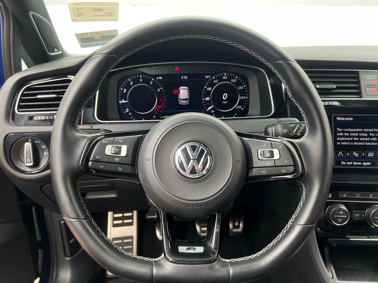 Thumbnail: 2019 Volkswagen Golf - 4