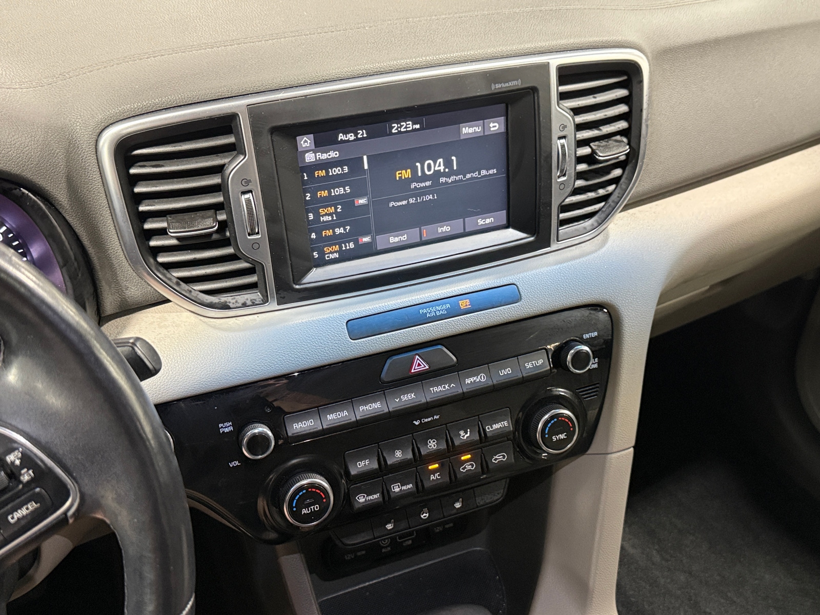 Thumbnail: 2019 Kia Sportage - 3