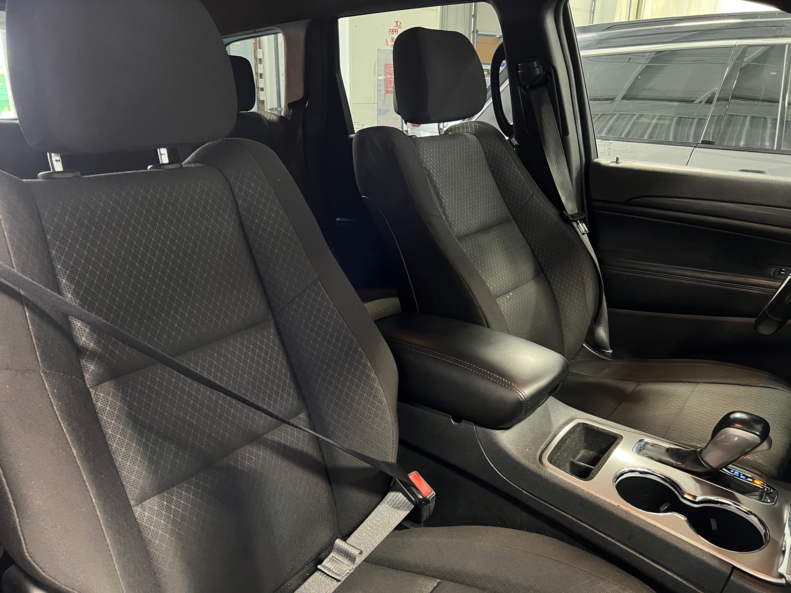 Thumbnail: 2020 Jeep Grand Cherokee - 2
