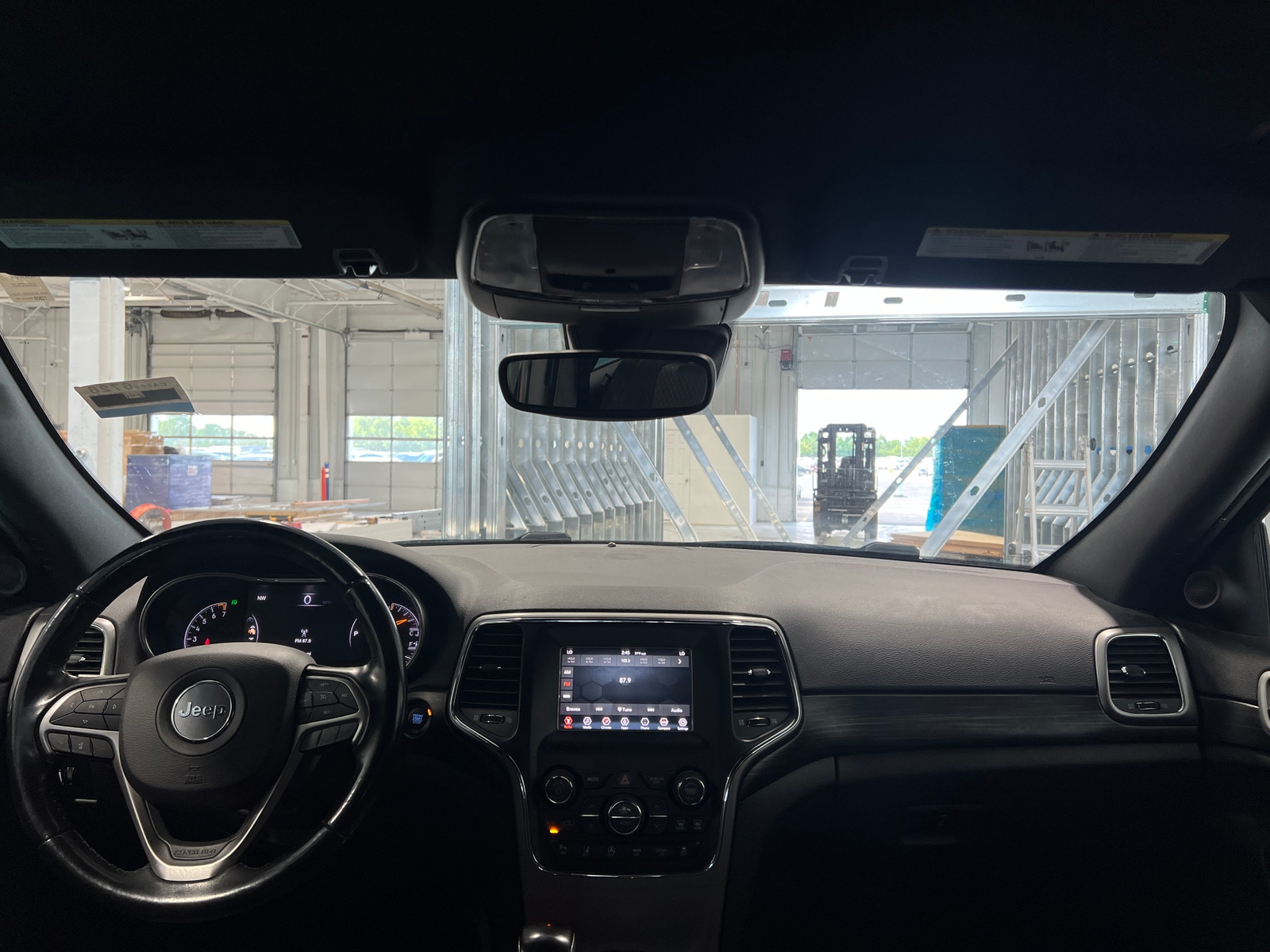 Thumbnail: 2020 Jeep Grand Cherokee - 3