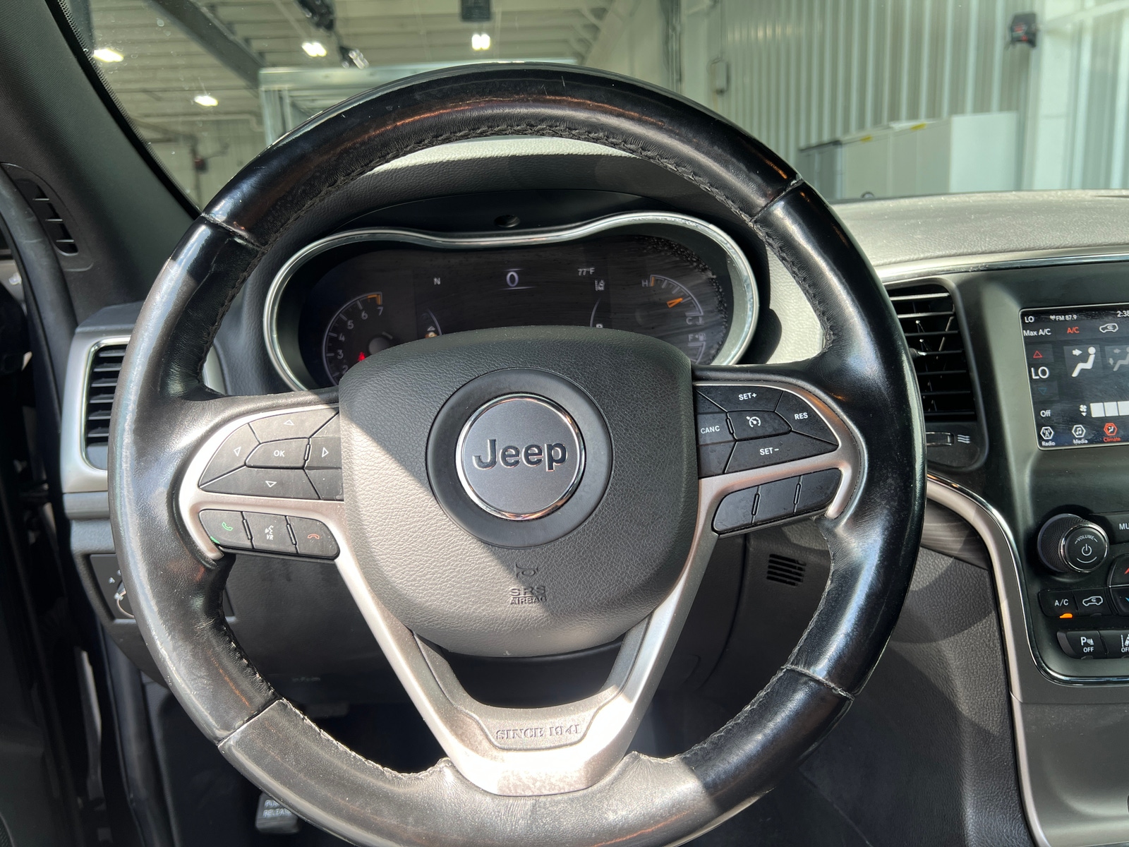 Thumbnail: 2020 Jeep Grand Cherokee - 5