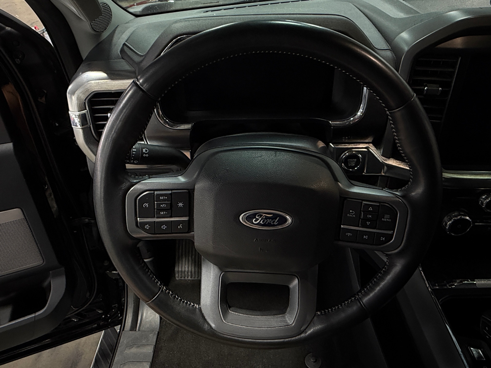 Thumbnail: 2022 Ford Econoline - 4