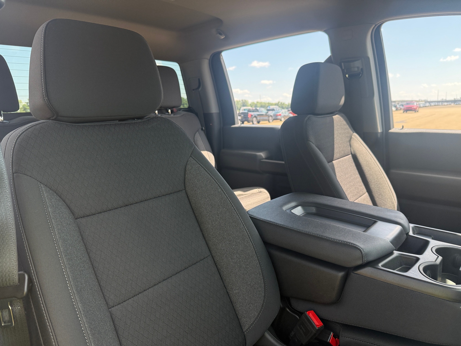 Thumbnail: 2024 Chevrolet Silverado 2500 - 2