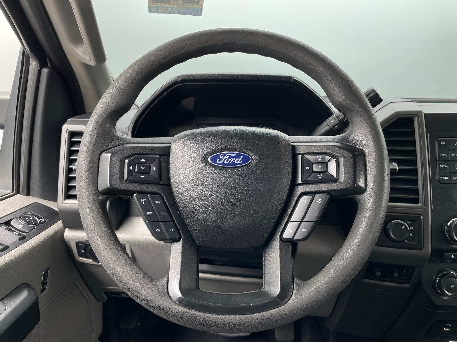Thumbnail: 2017 Ford Econoline - 5