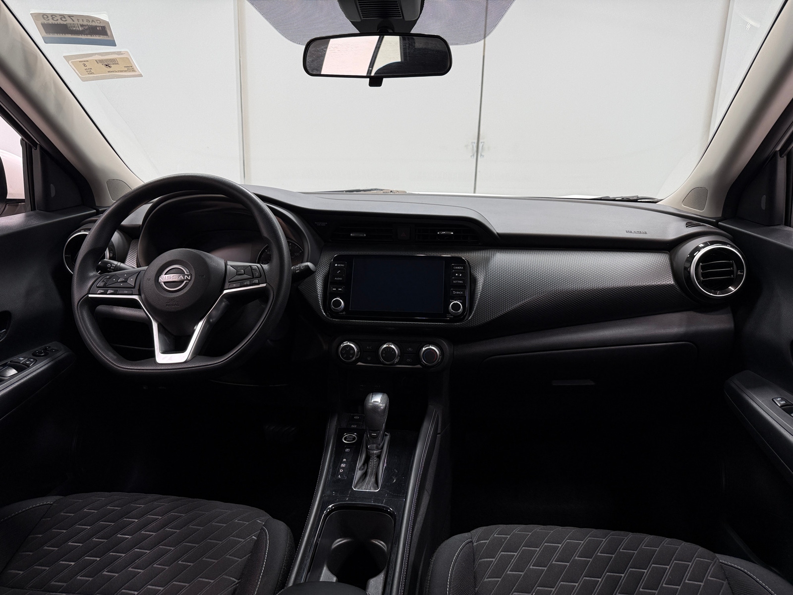 Thumbnail: 2023 Nissan Kicks - 3