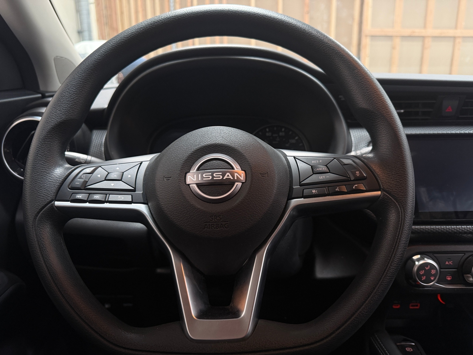 Thumbnail: 2023 Nissan Kicks - 5
