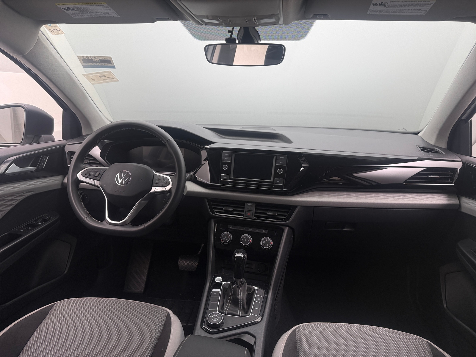 Thumbnail: 2023 Volkswagen Taos - 3