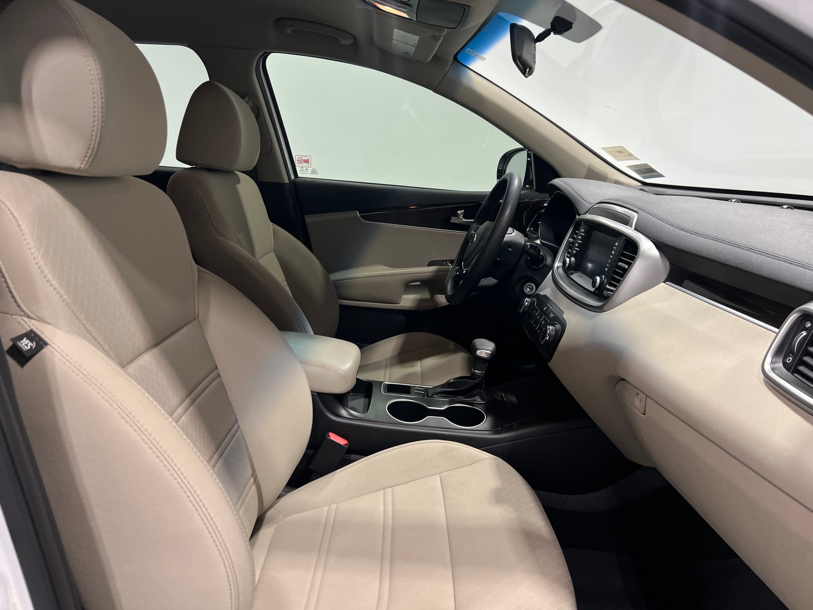Thumbnail: 2019 Kia Sorento - 2