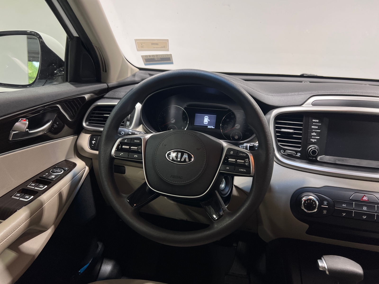 Thumbnail: 2019 Kia Sorento - 5