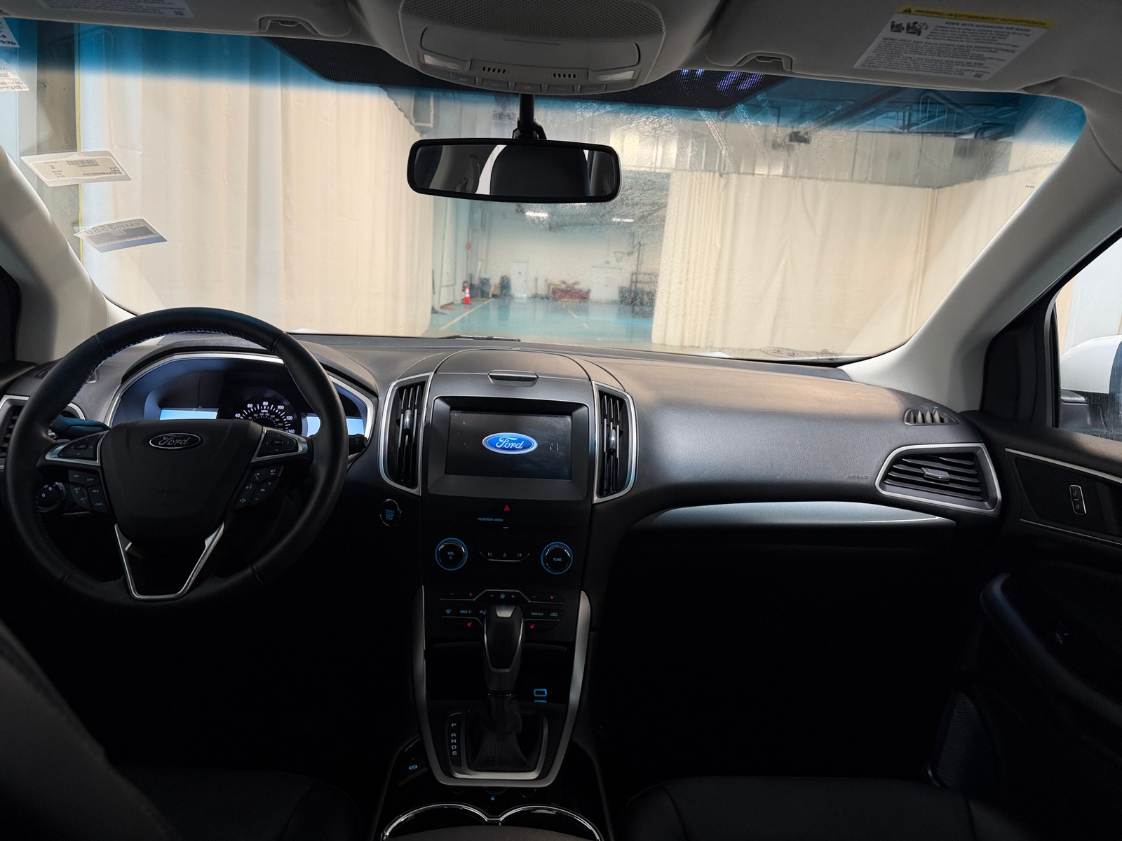 Thumbnail: 2016 Ford Edge - 2