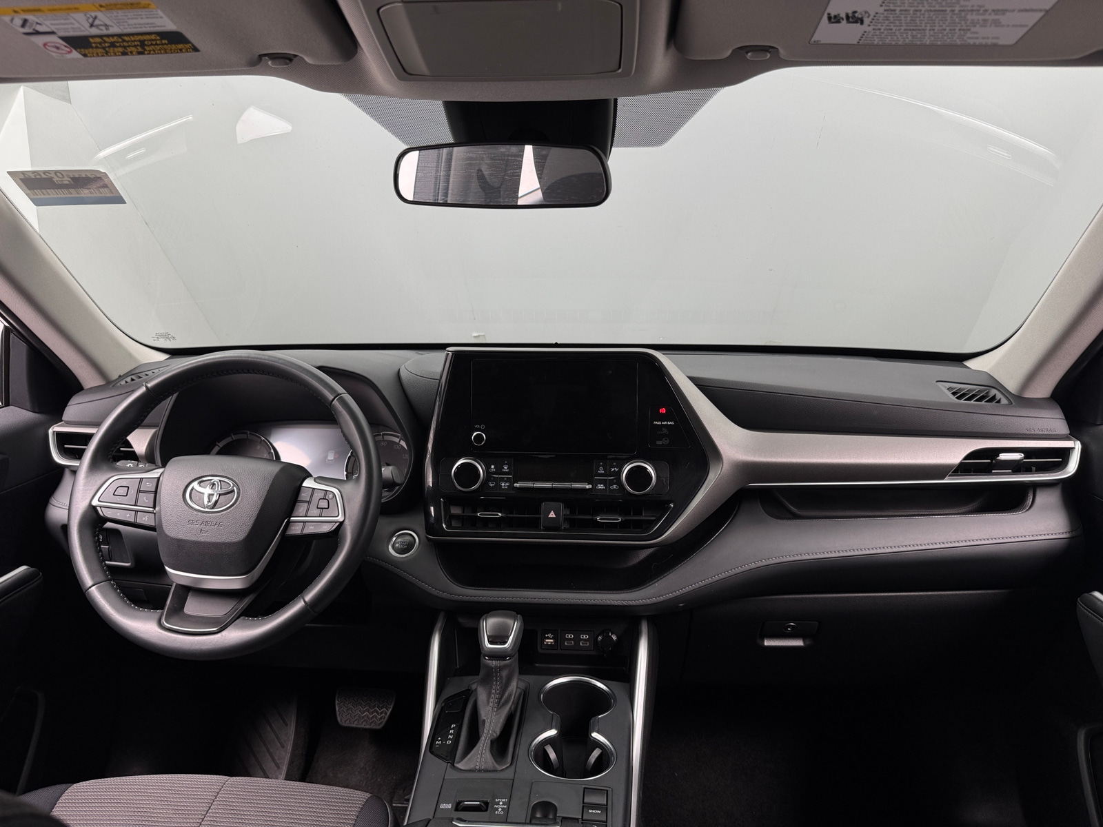 Thumbnail: 2025 Toyota Highlander - 3