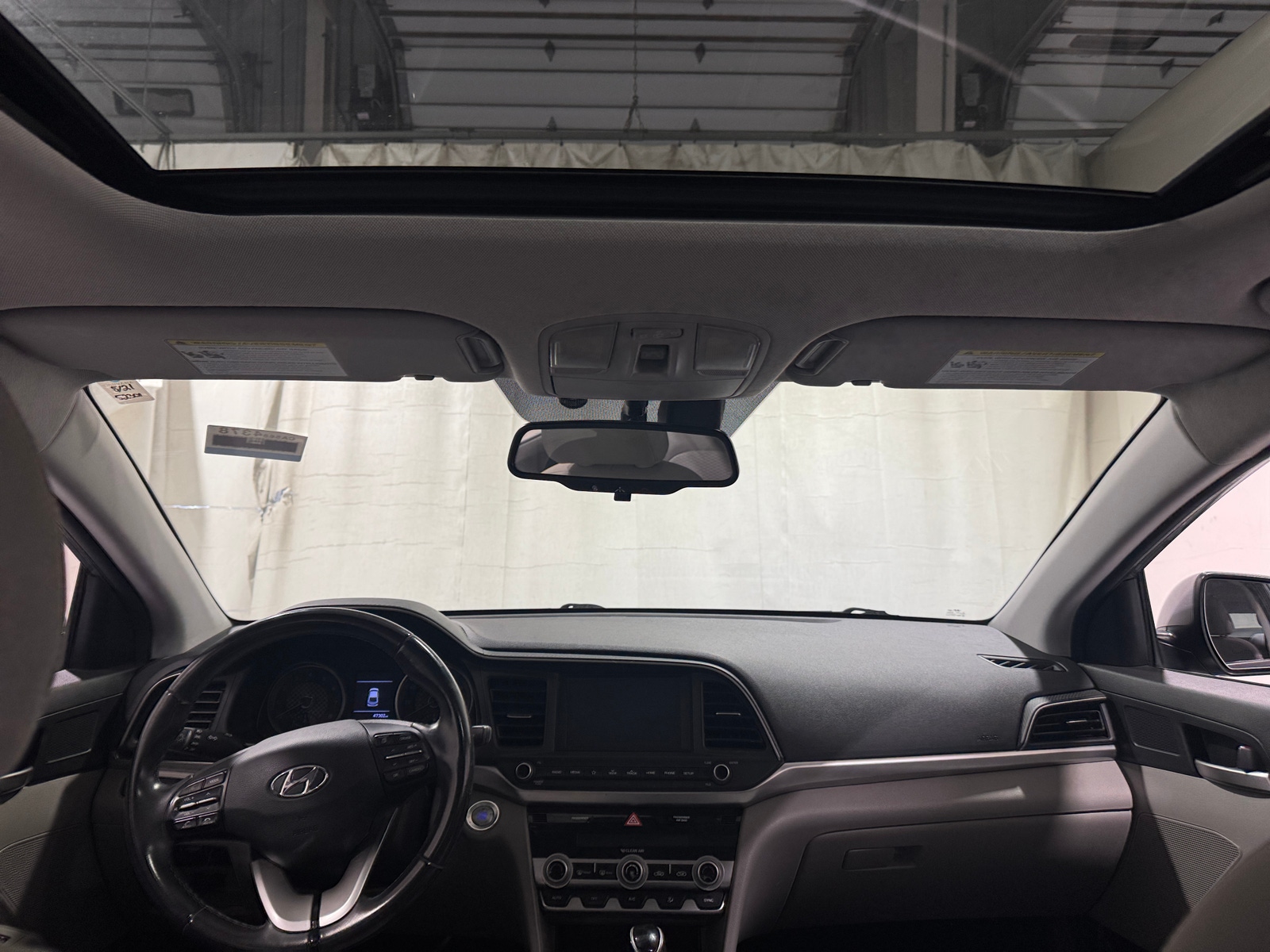 Thumbnail: 2019 Hyundai Elantra - 3