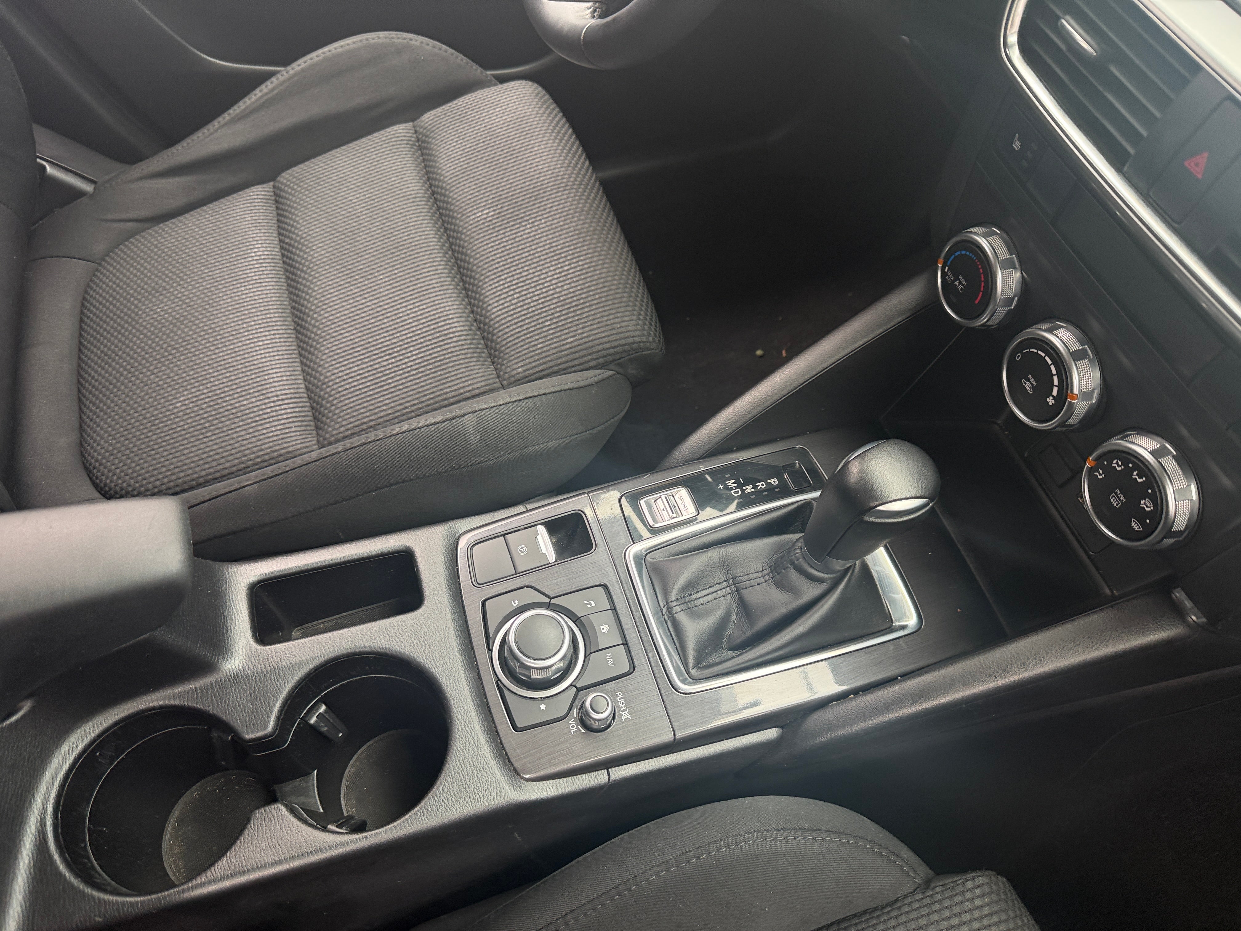 2016 Mazda CX-5 Touring - Photo 11