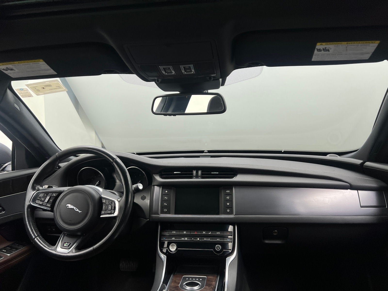 Thumbnail: 2017 Jaguar XF - 2