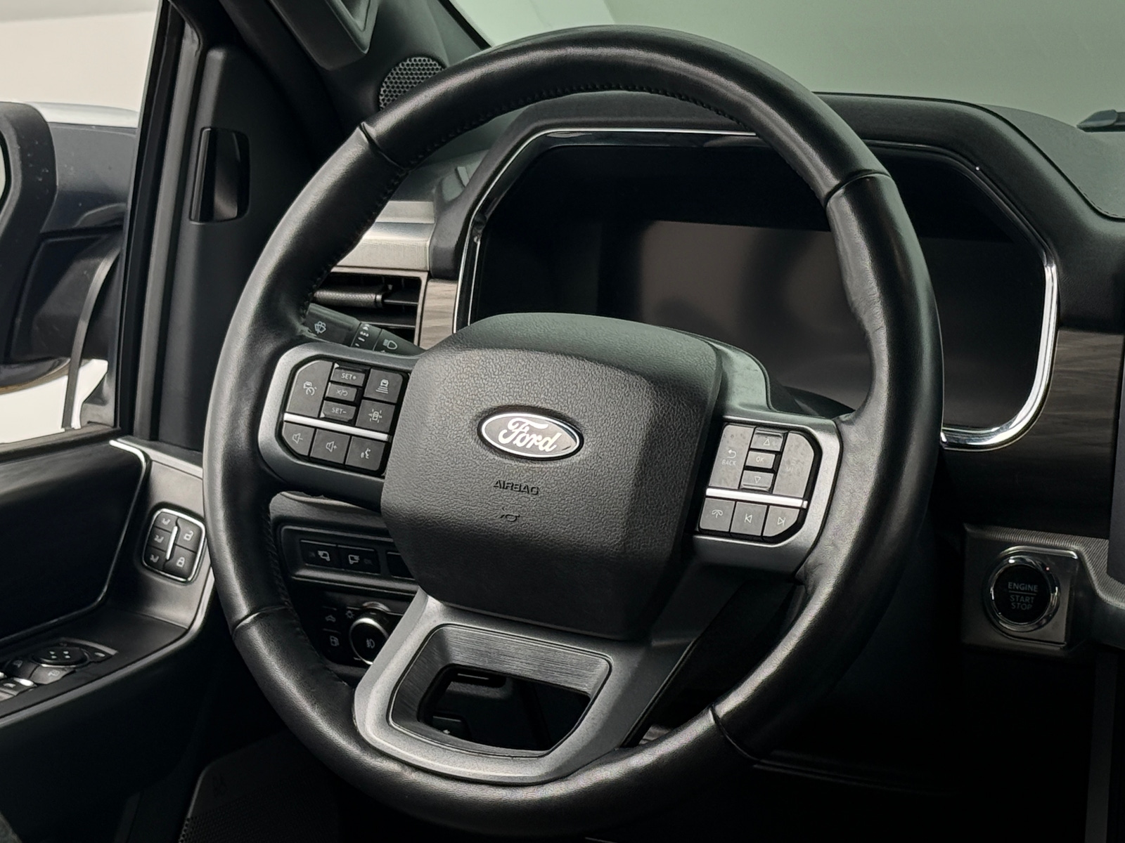 Thumbnail: 2024 Ford Econoline - 4