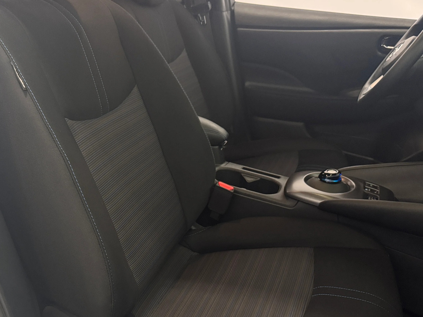 Thumbnail: 2021 Nissan Leaf - 2