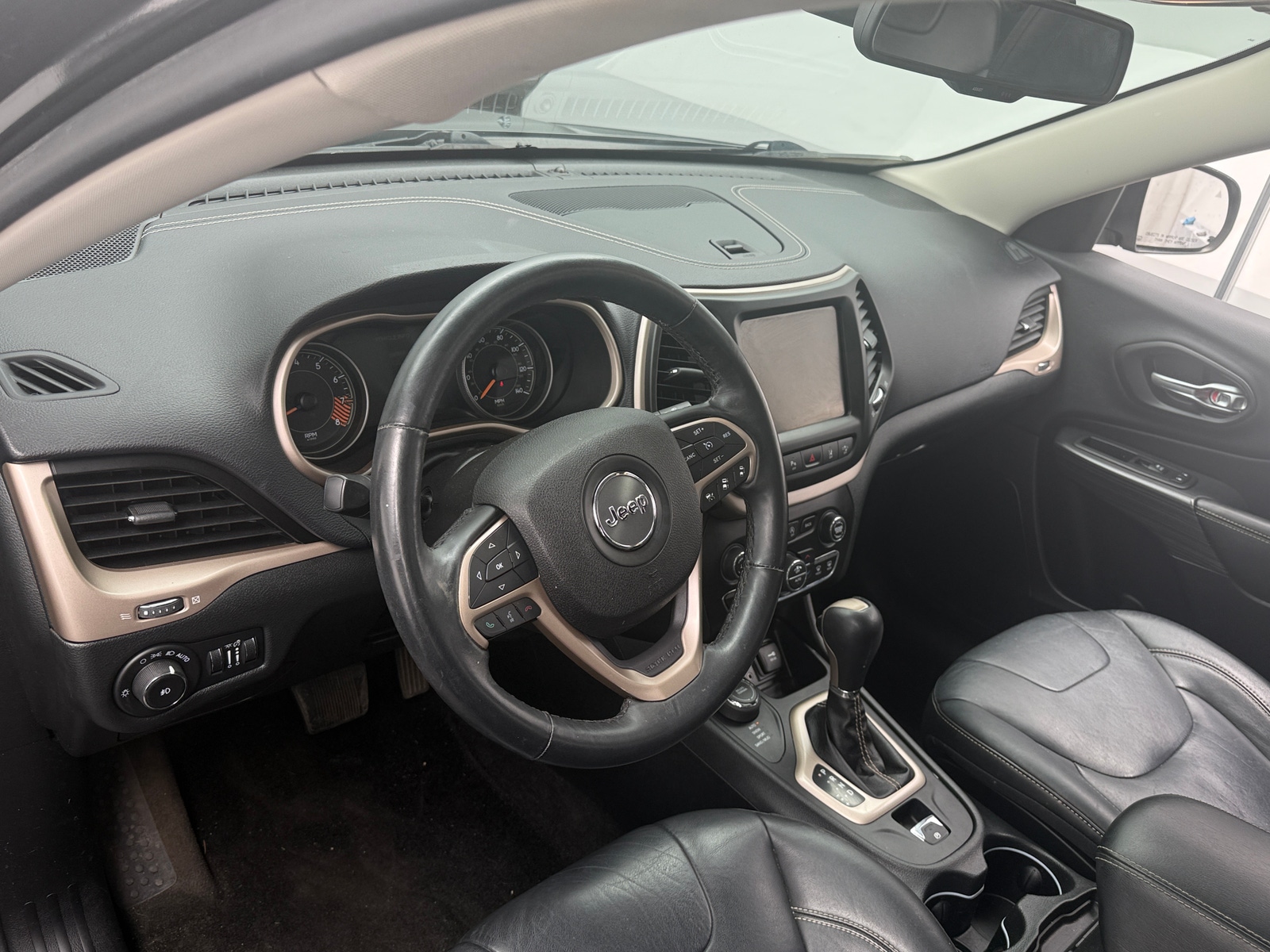 Thumbnail: 2015 Jeep Cherokee - 2