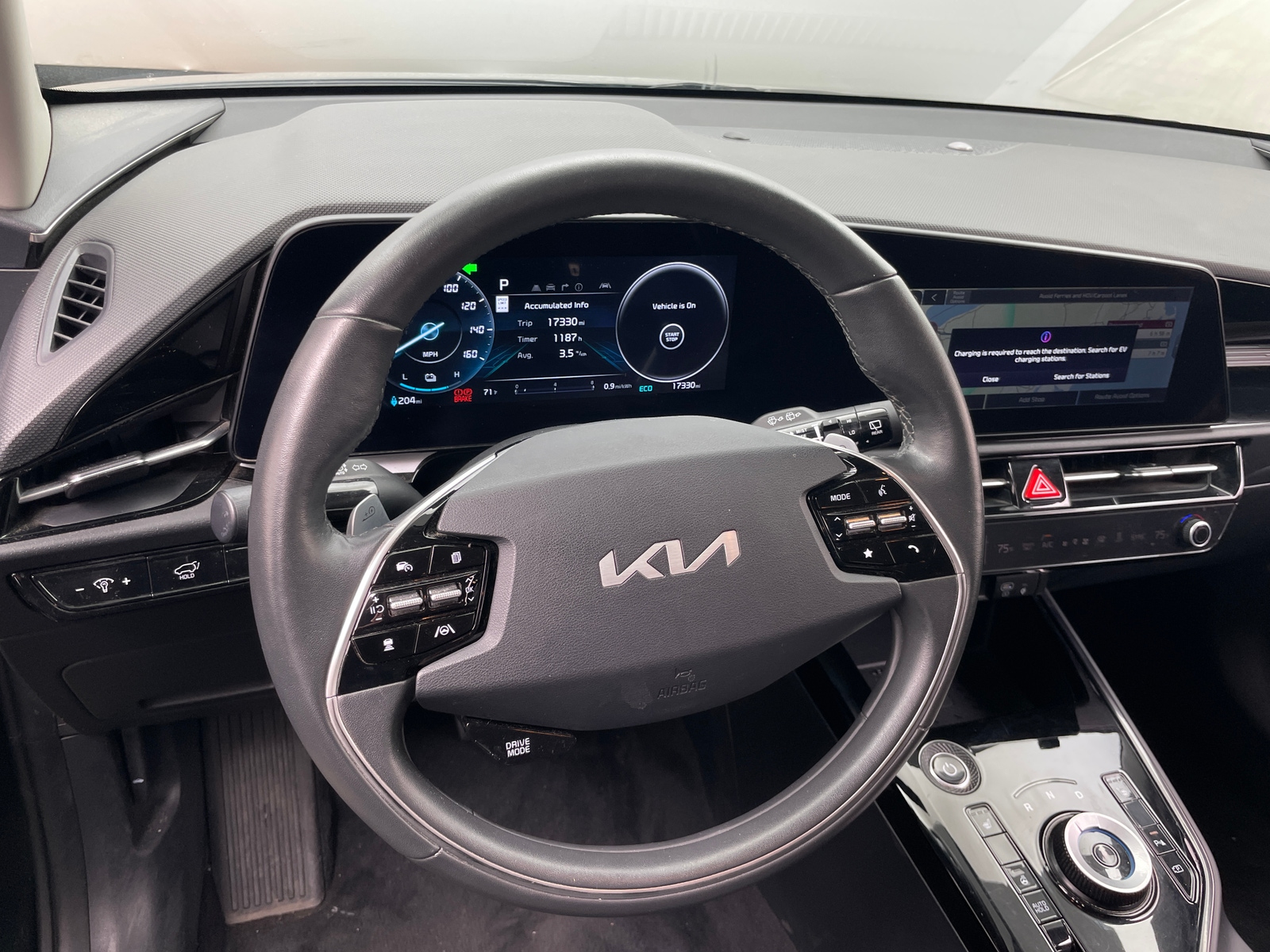 Thumbnail: 2024 Kia Niro - 4