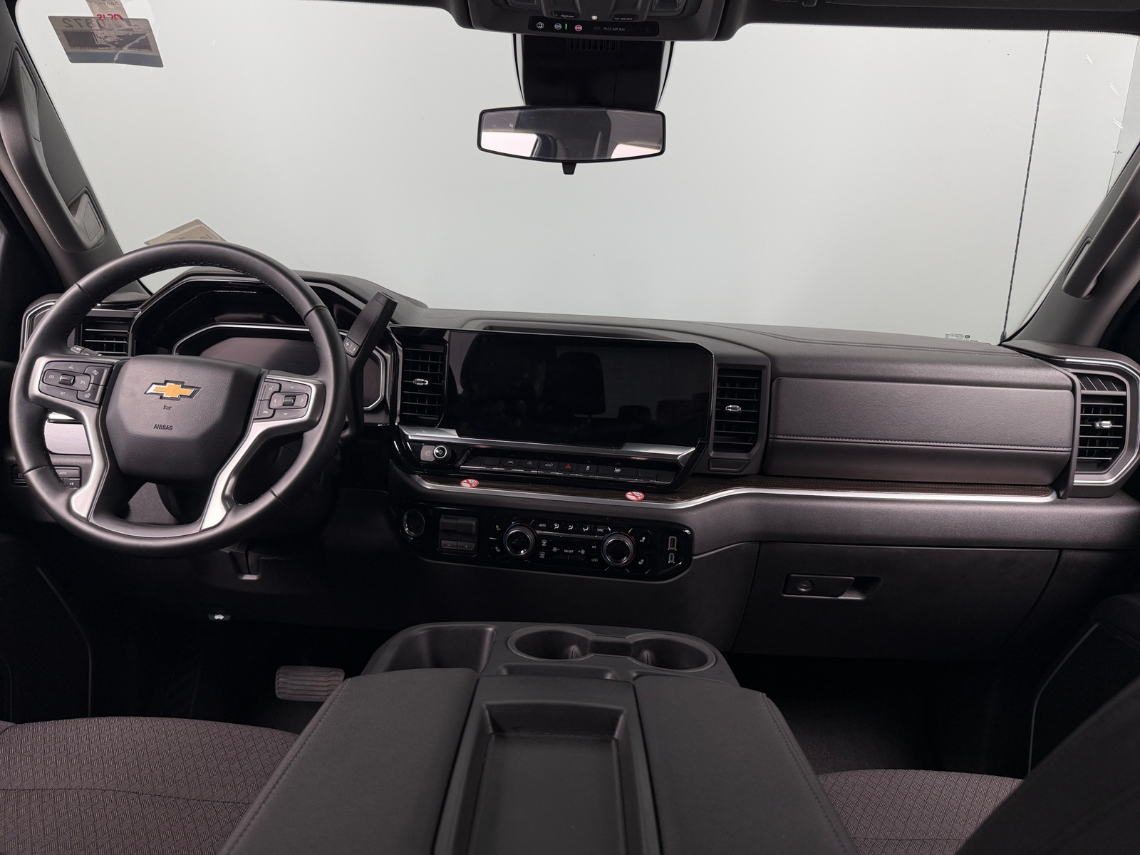Thumbnail: 2026 Chevrolet Silverado 1500 - 3