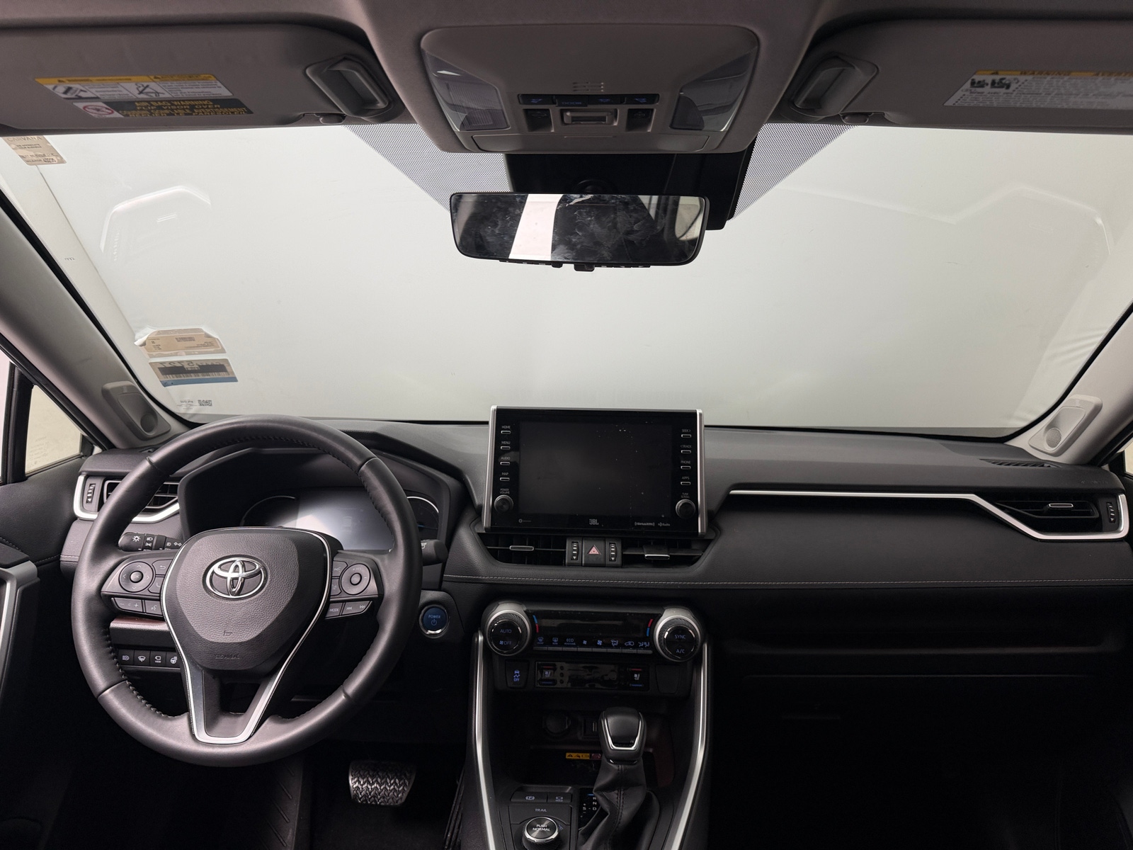 Thumbnail: 2022 Toyota RAV4 - 3