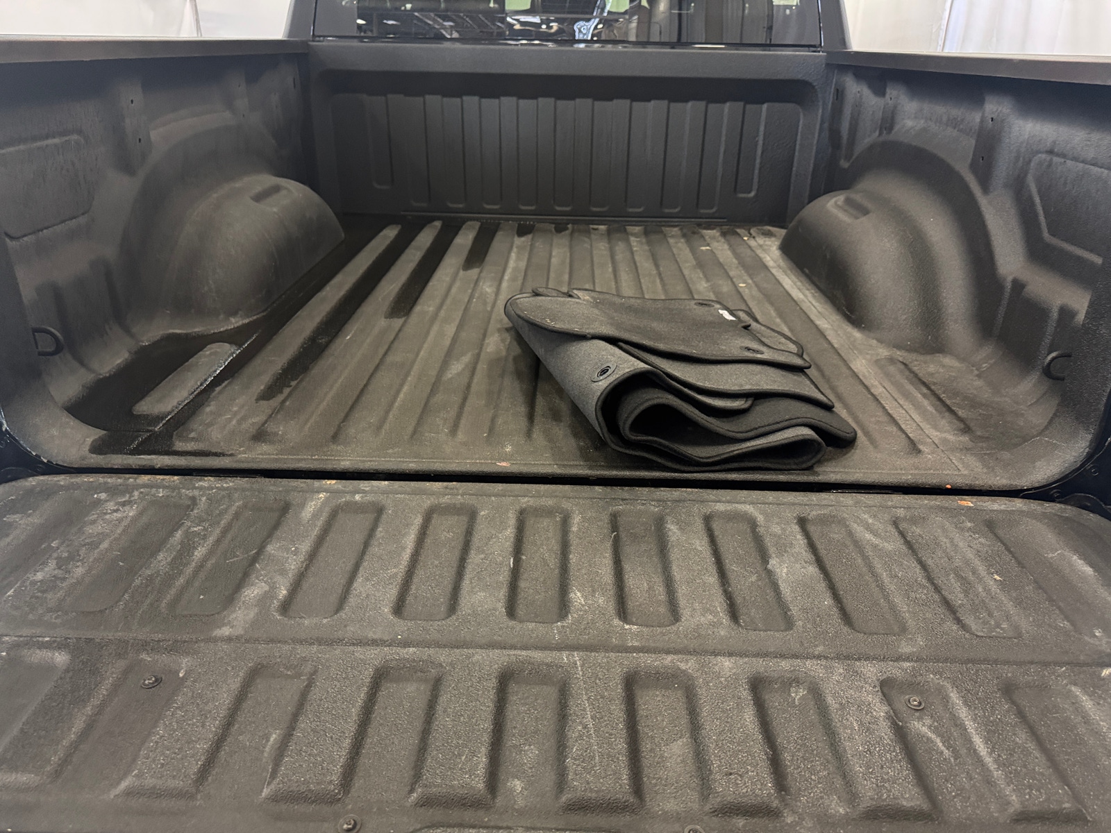 Thumbnail: 2025 RAM 1500 - 7