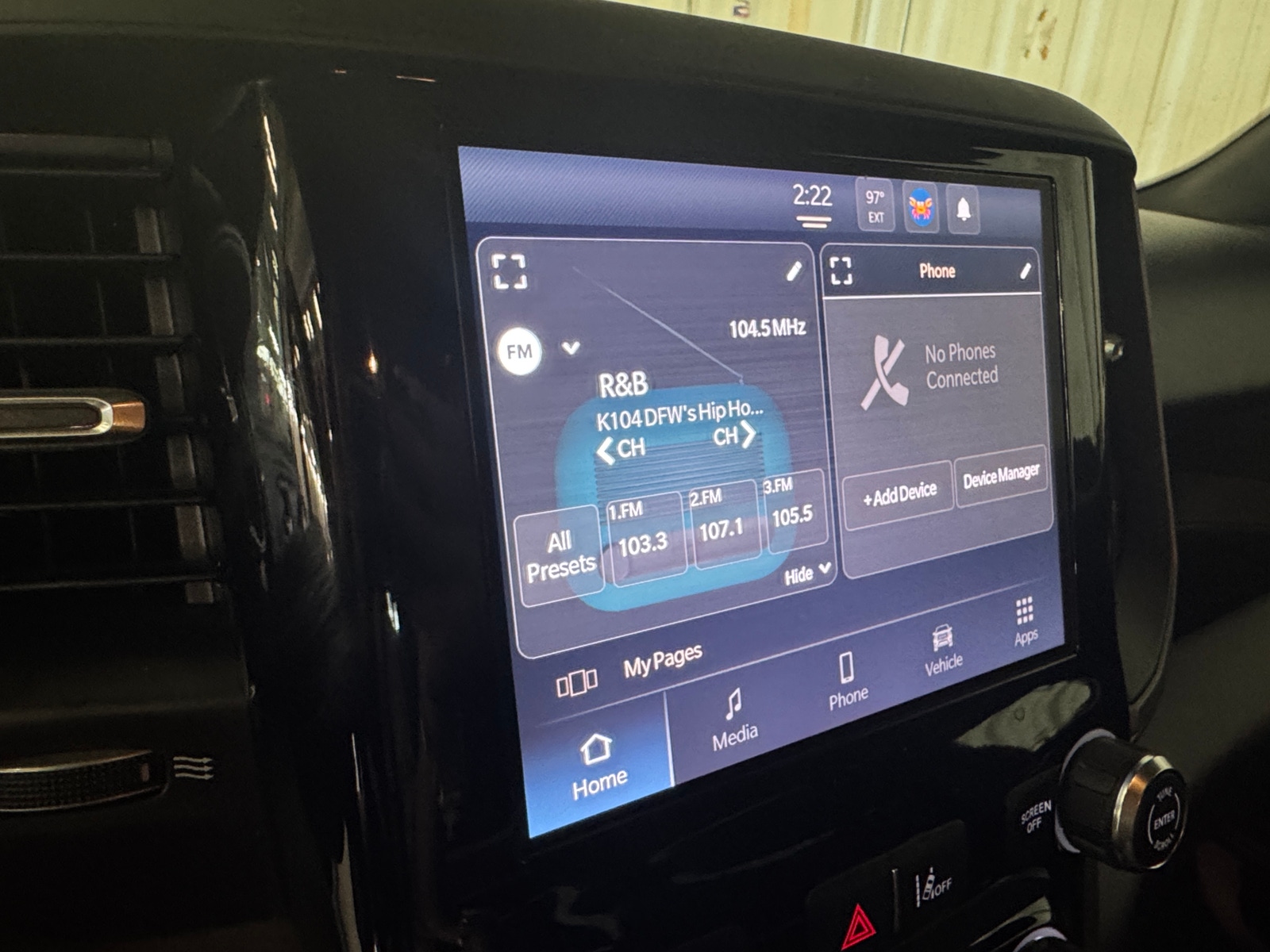 Thumbnail: 2025 RAM 1500 - 4