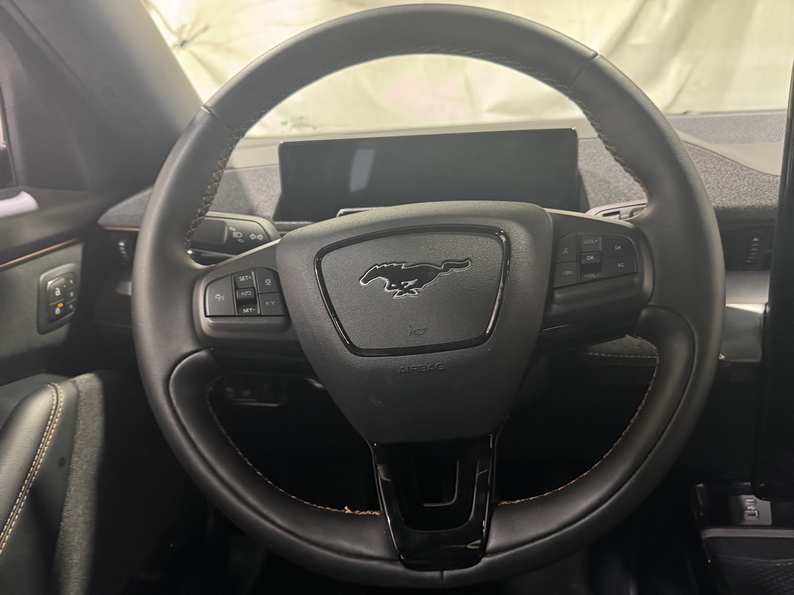 Thumbnail: 2022 Ford Mustang Mach-E - 4