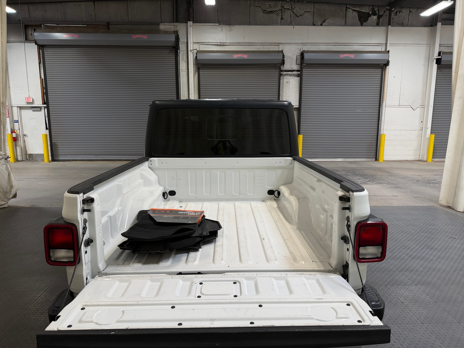 Thumbnail: 2022 Jeep Gladiator - 7