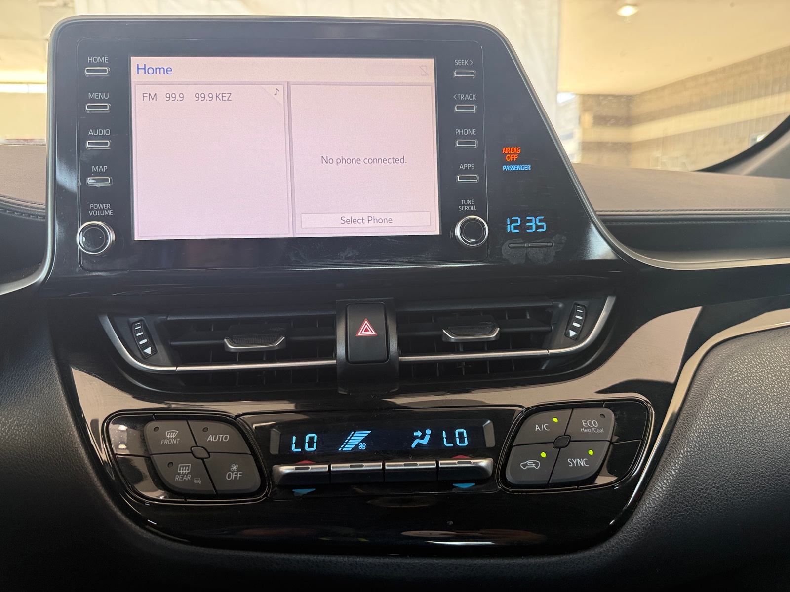 Thumbnail: 2019 Toyota C-HR - 4