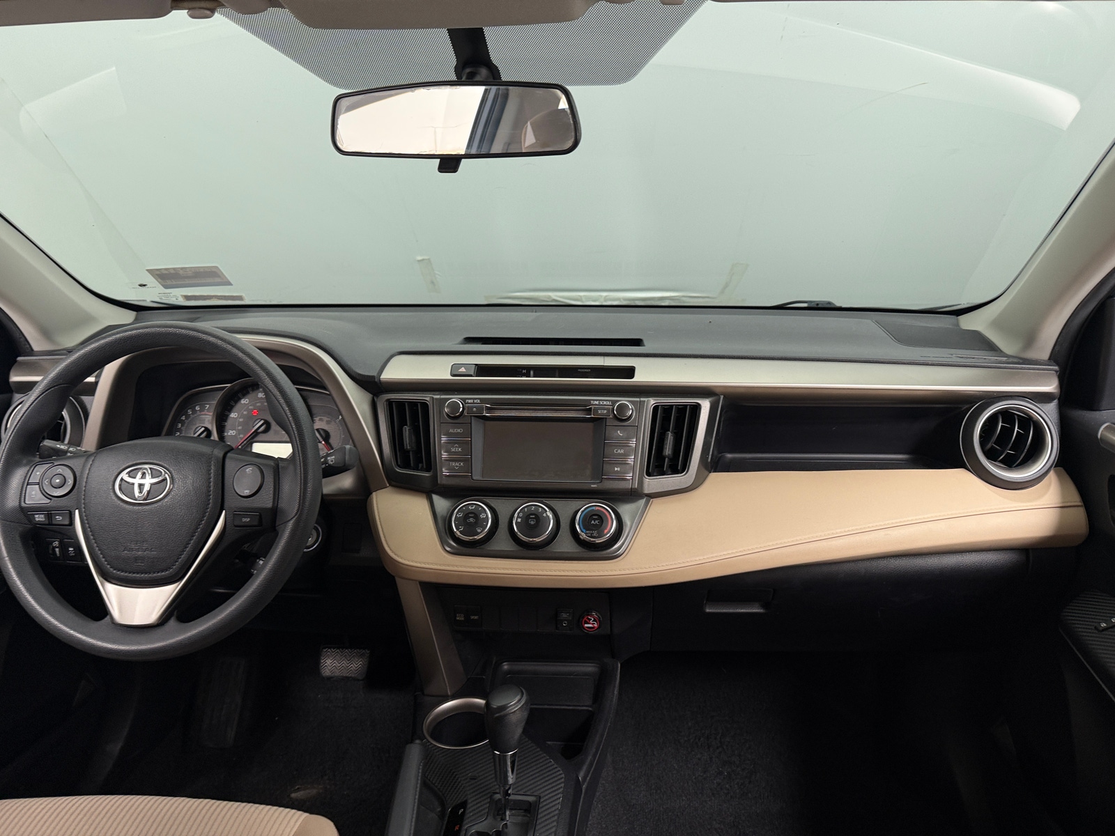 Thumbnail: 2013 Toyota RAV4 - 3