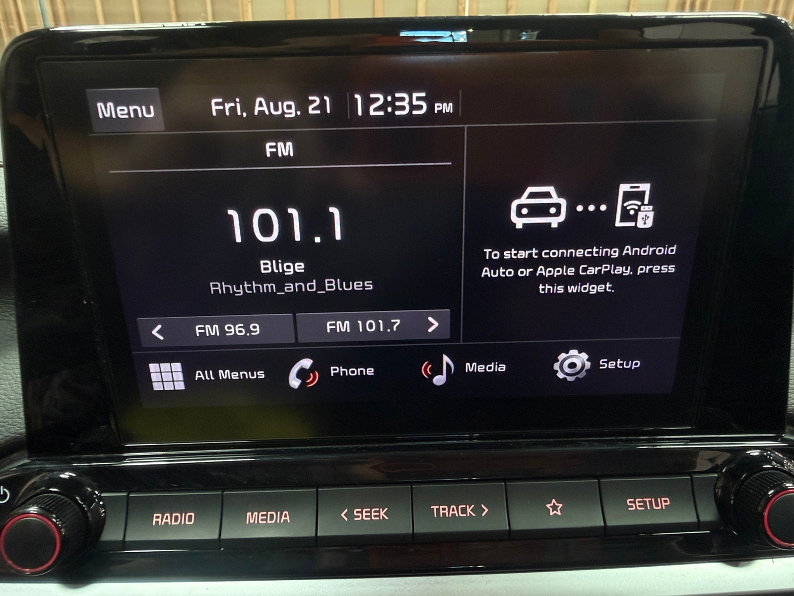 Thumbnail: 2023 Kia Forte - 4