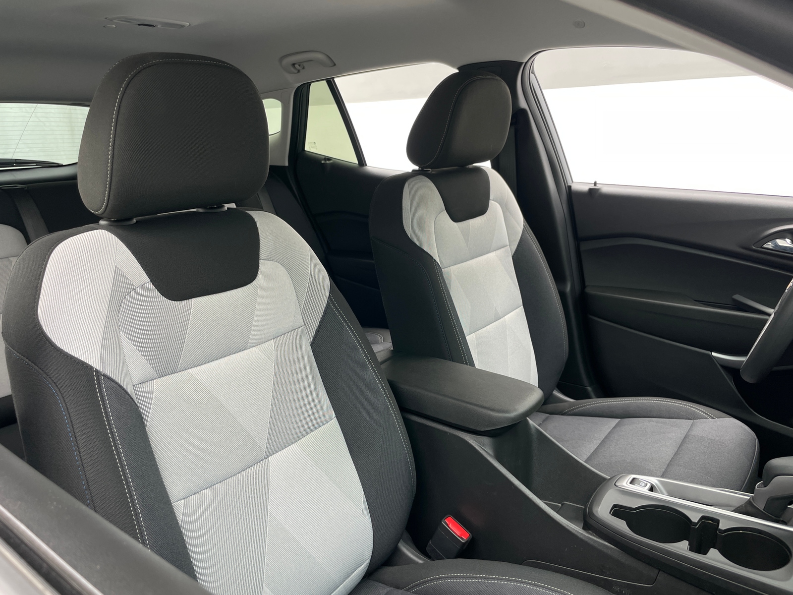 Thumbnail: 2026 Chevrolet Trax - 2