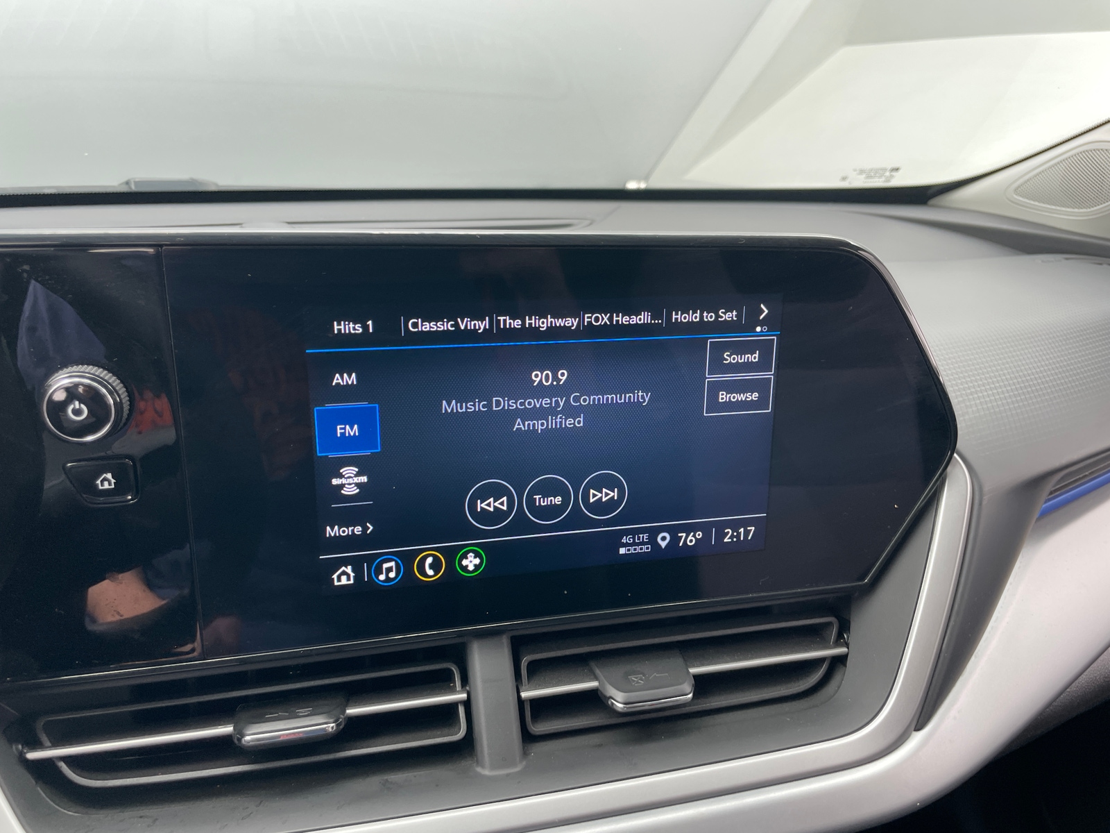 Thumbnail: 2026 Chevrolet Trax - 4