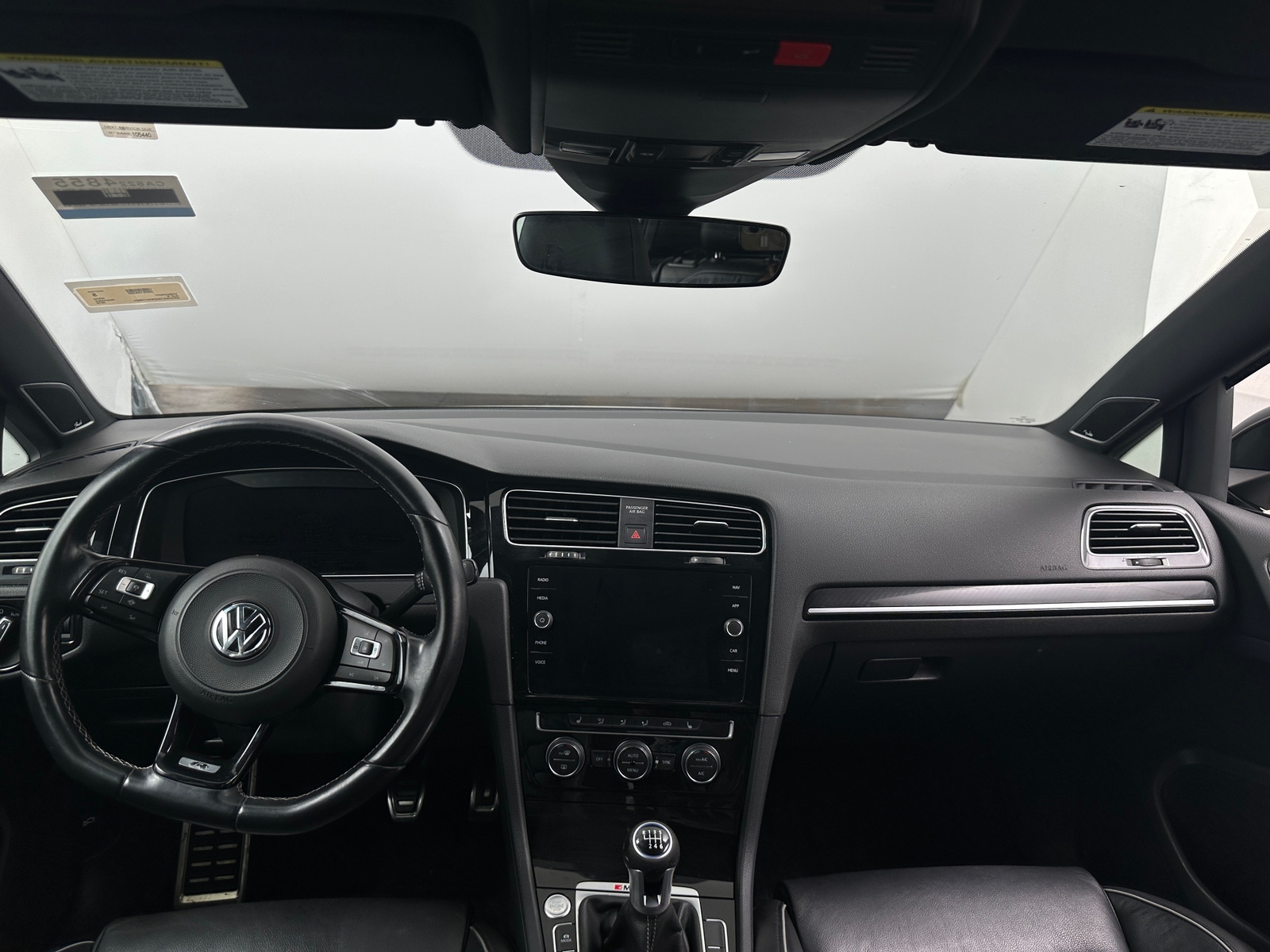 Thumbnail: 2019 Volkswagen Golf - 2