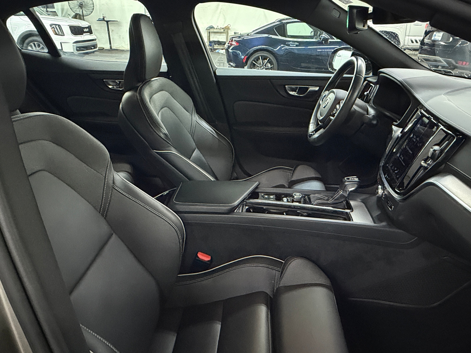 Thumbnail: 2021 Volvo S60 - 2