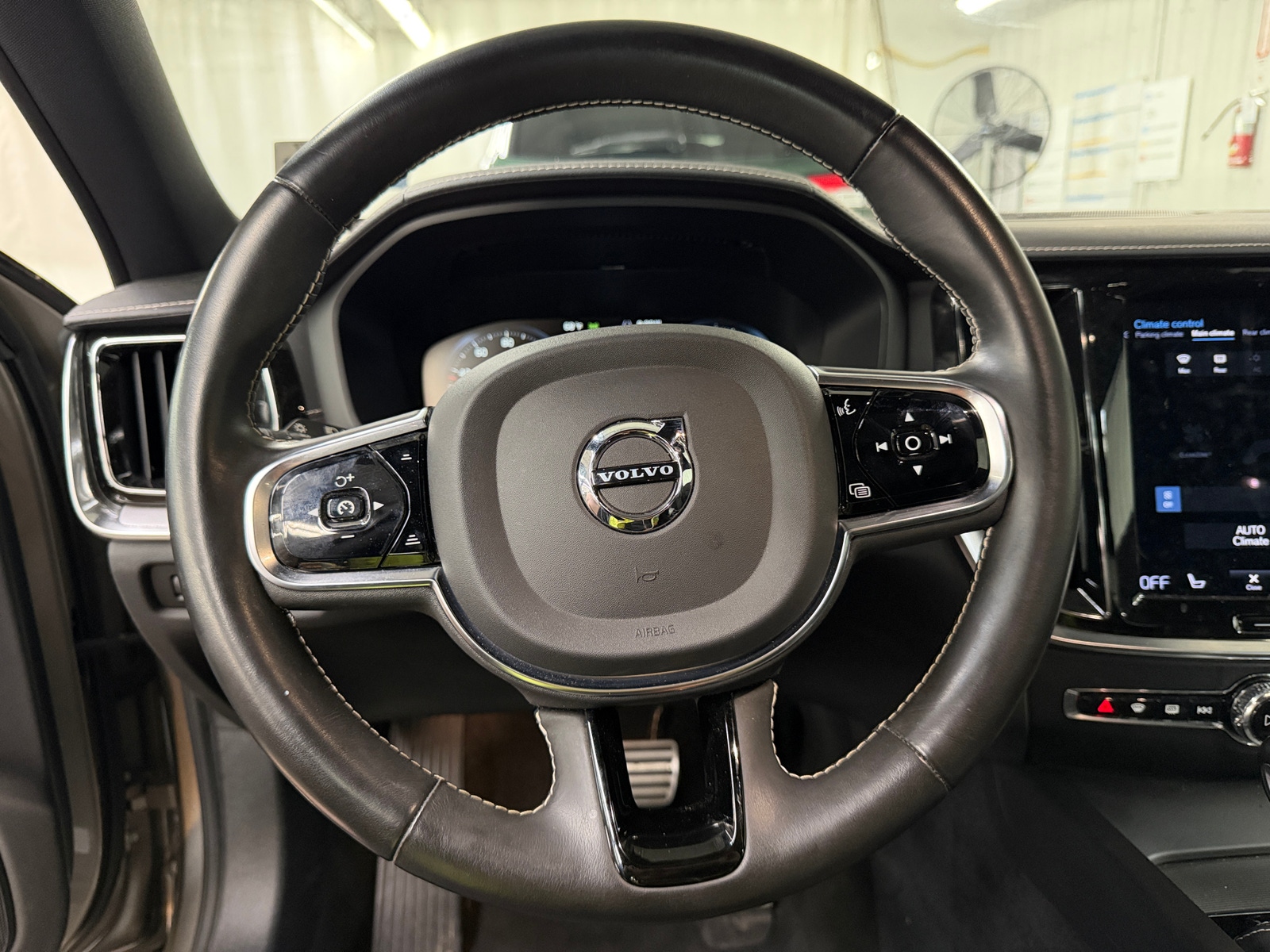 Thumbnail: 2021 Volvo S60 - 5
