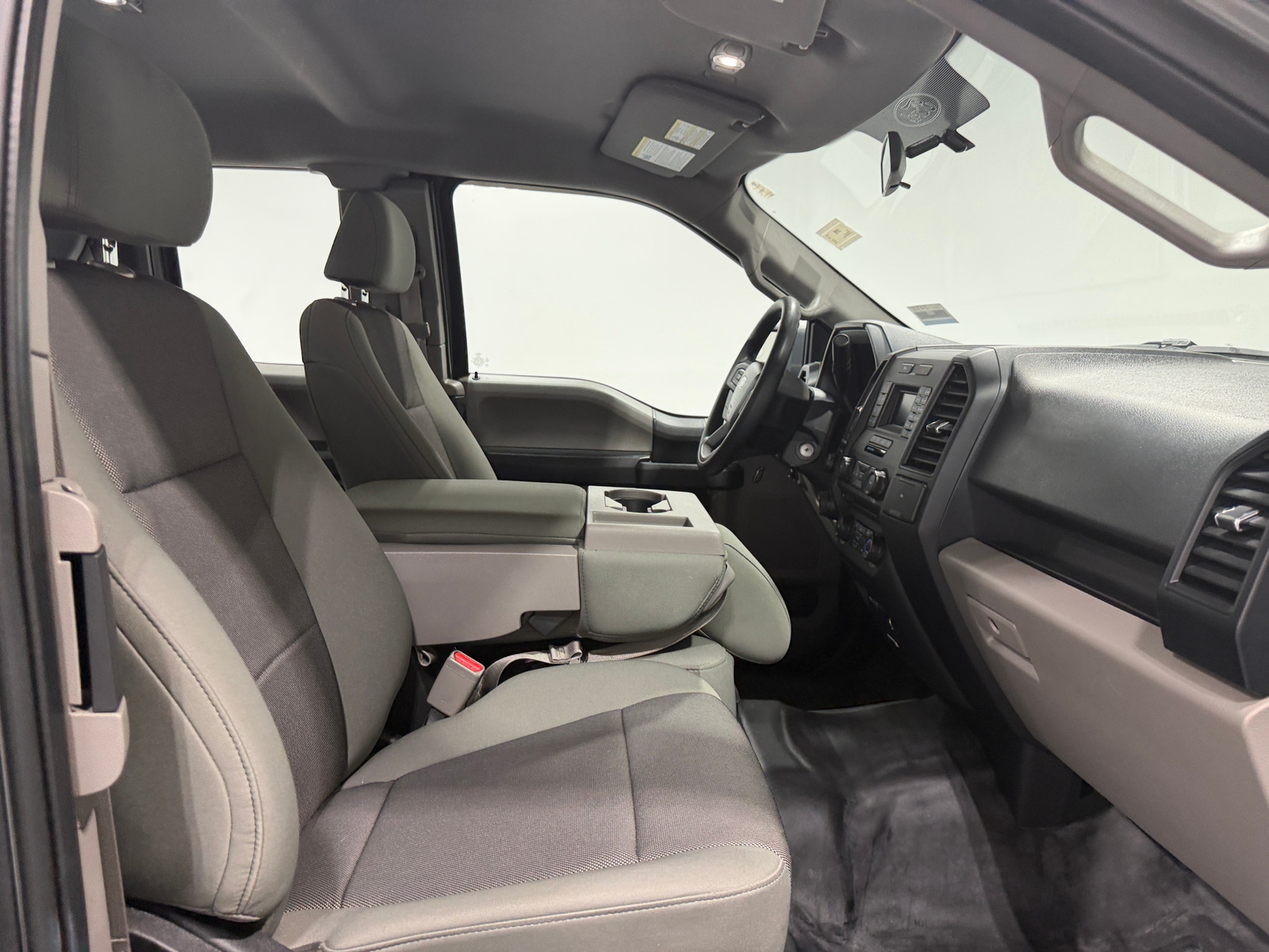 Thumbnail: 2016 Ford Econoline - 2