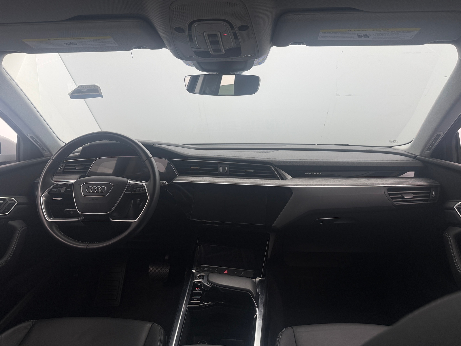 Thumbnail: 2021 Audi e-tron - 2