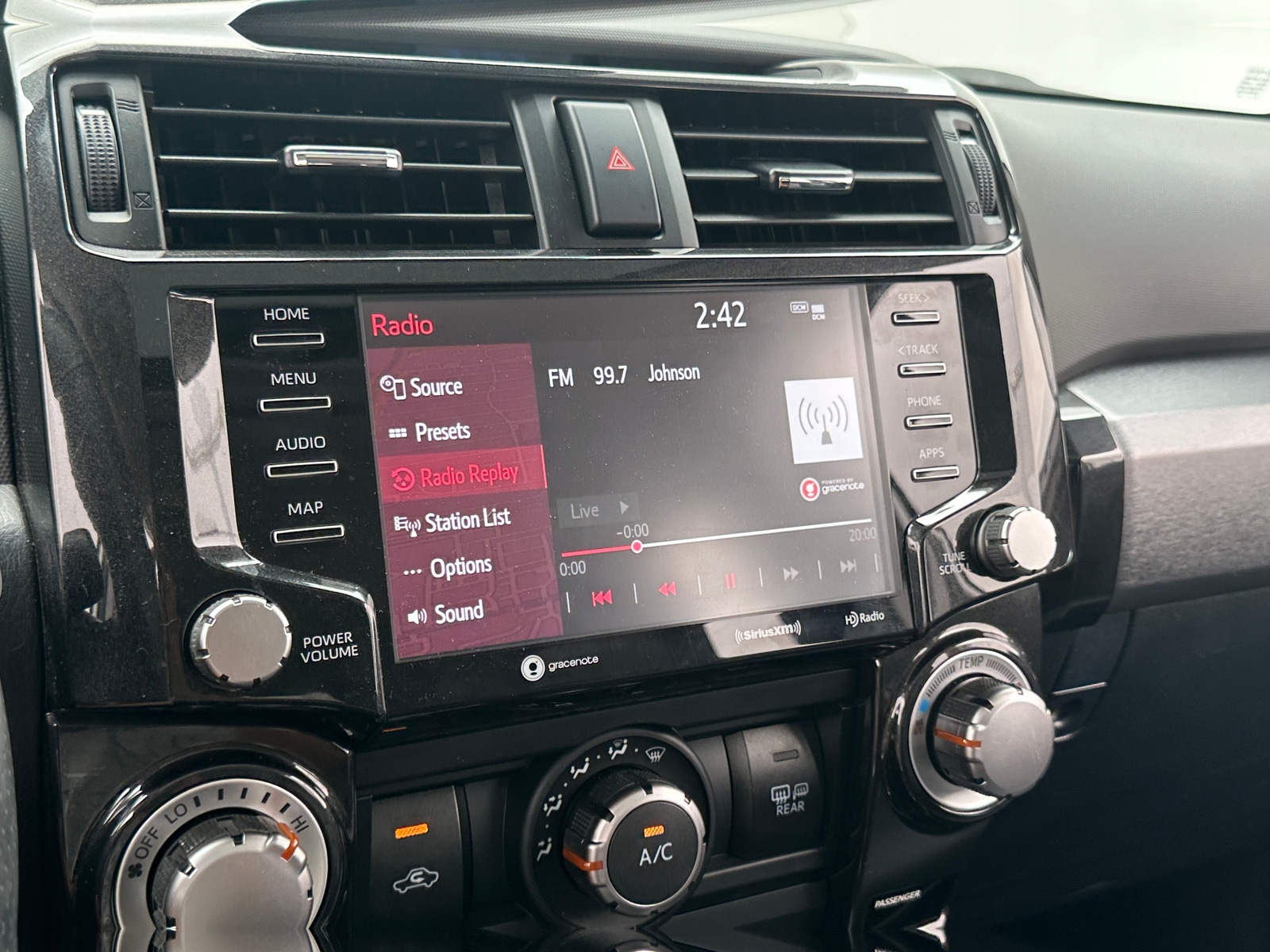 Thumbnail: 2020 Toyota 4Runner - 3