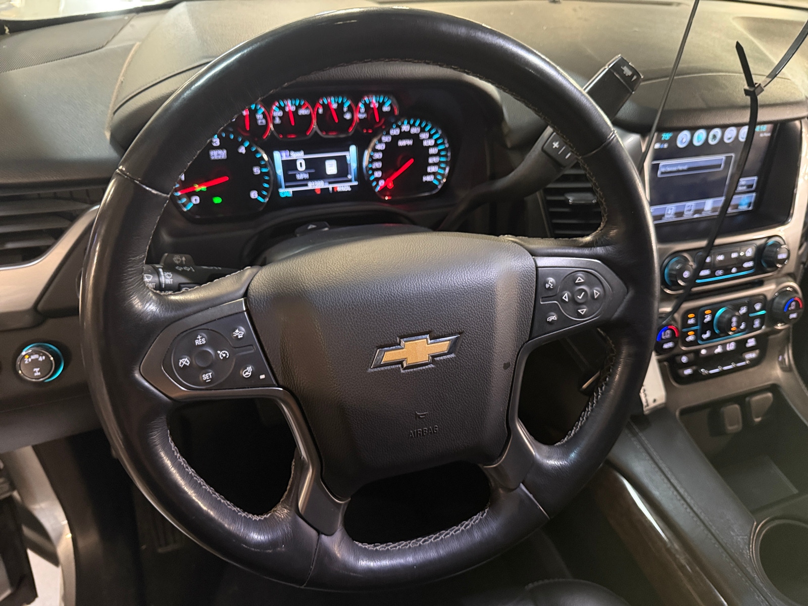 Thumbnail: 2018 Chevrolet Tahoe - 4