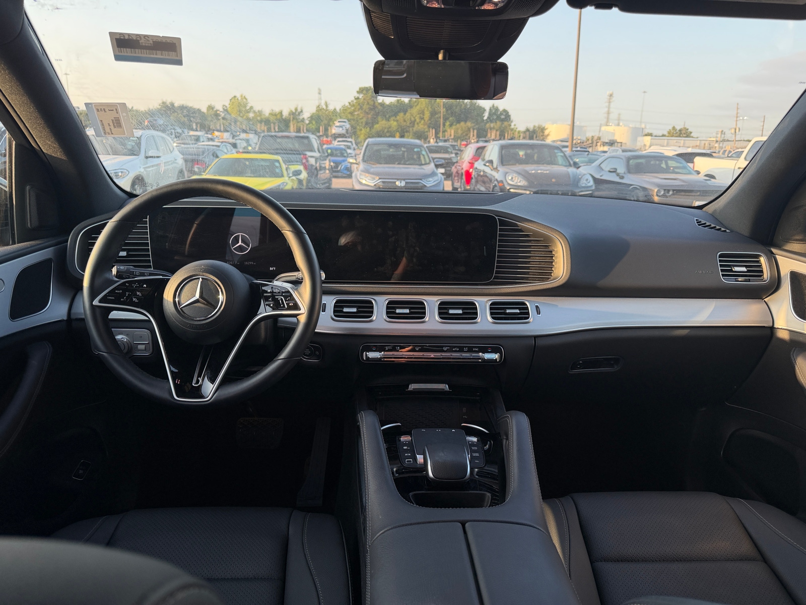 Thumbnail: 2026 Mercedes-Benz GLE - 2