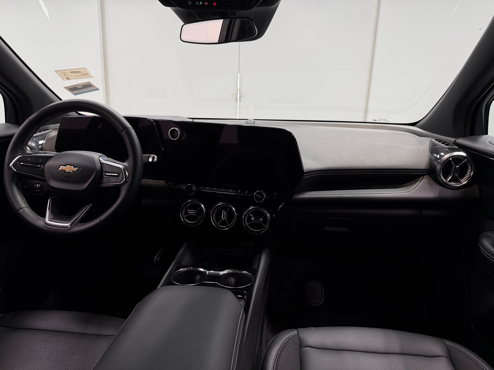 Thumbnail: 2024 Chevrolet Blazer EV - 2