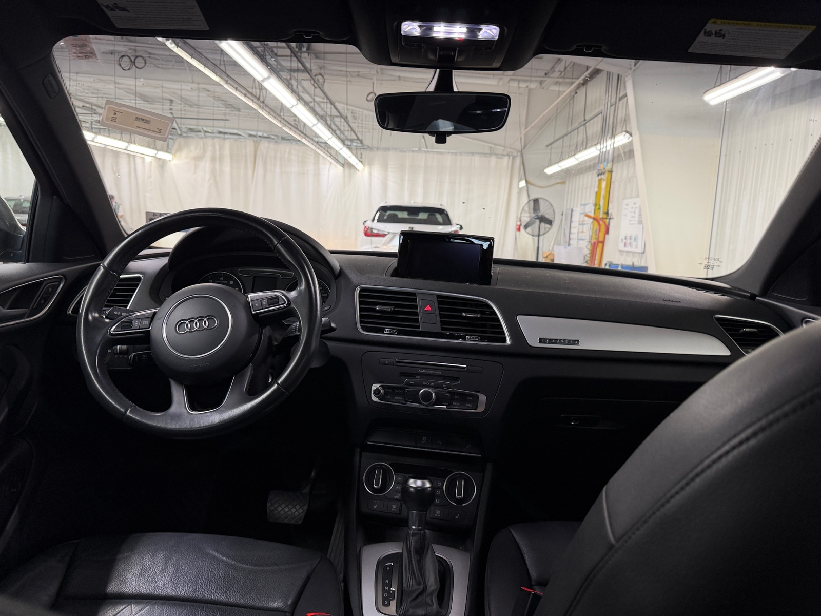 Thumbnail: 2018 Audi Q3 - 3