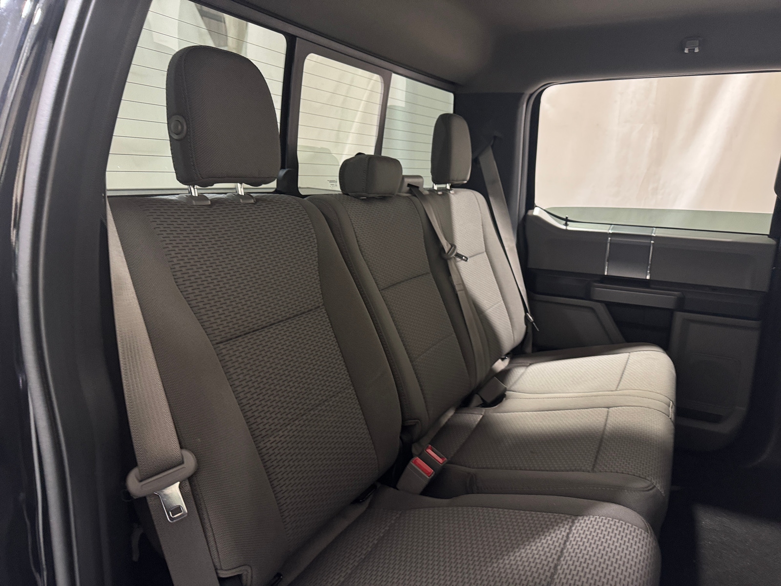 Thumbnail: 2018 Ford Econoline - 6