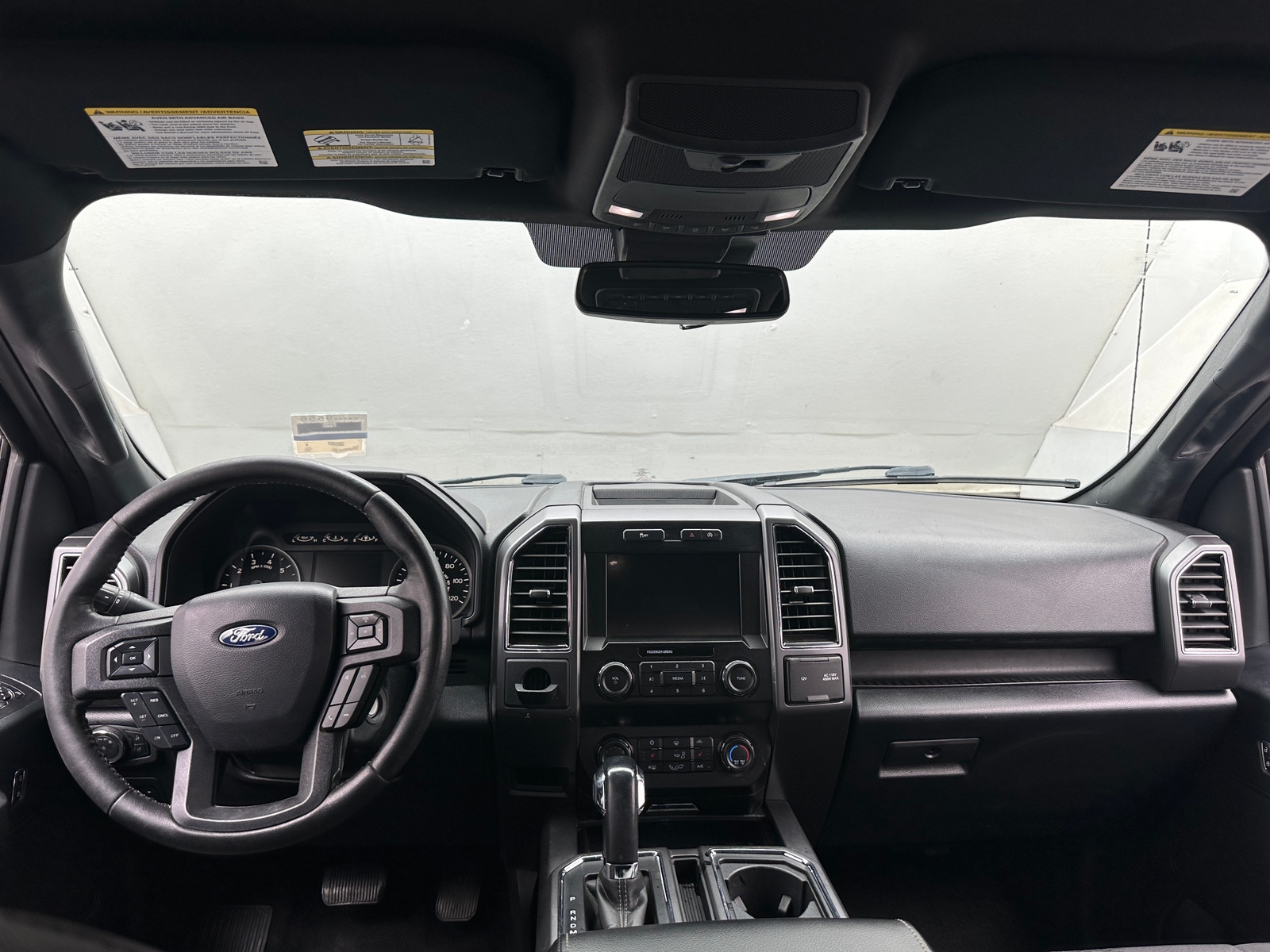 Thumbnail: 2019 Ford Econoline - 3